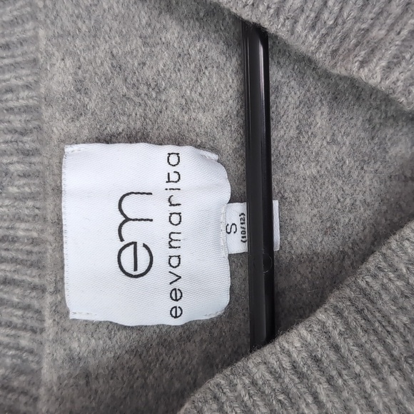Eeva Marita Grey Merino Wool Cashmere Blend Vneck Sweater Size Small - Picture 2 of 4
